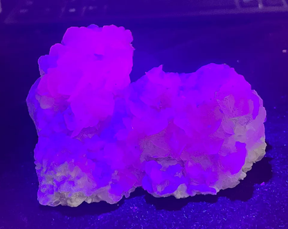 425g Natural New Varieties Pink Fluorescent Calcite & Crystal Mineral Specimen