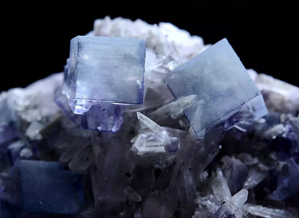 75gNatural Phantom Window Purple Fluorite Crystal Mineral Specimen/Yaogangxian