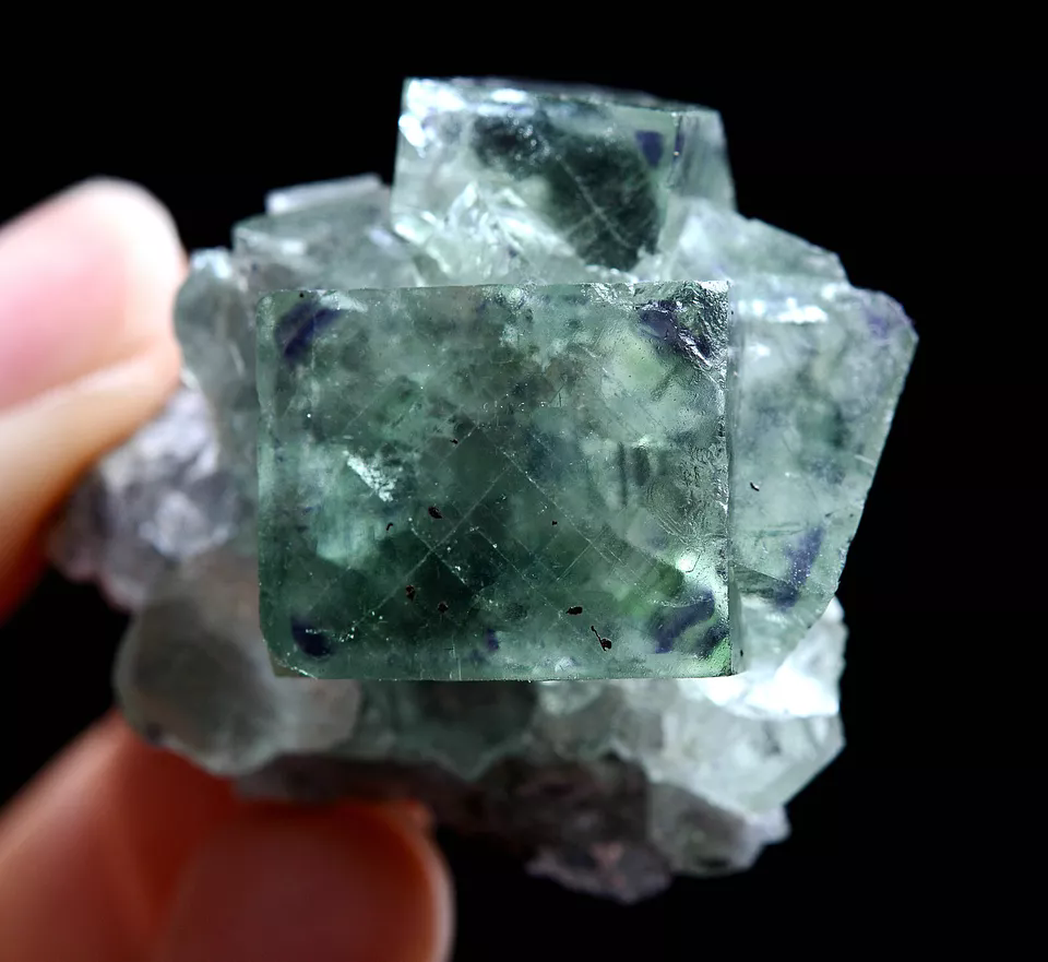 29g Natural Phantom Window Green Fluorite Mineral Specimen /Xianghualing China