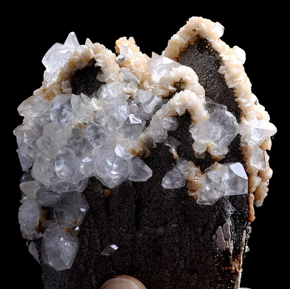 269.1g Natural Tower-Like Fluorescent Calcite Pyrite dolomite Mineral  Specimen