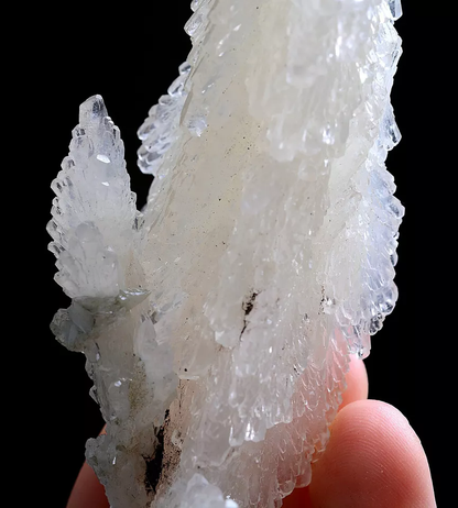 88g Natural Beautiful “Angel Wings” White Calcite Mineral Specimen/China