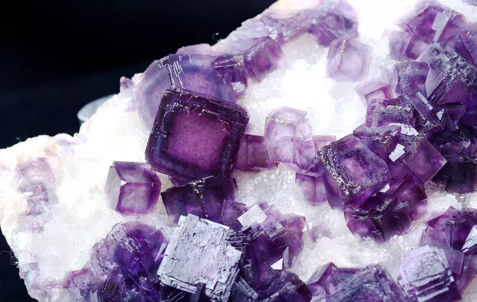 398g NEWLY DISCOVERED RARE PURPLE FLUORITE CRYSTAL CLUSTER MINERAL SAMPLES