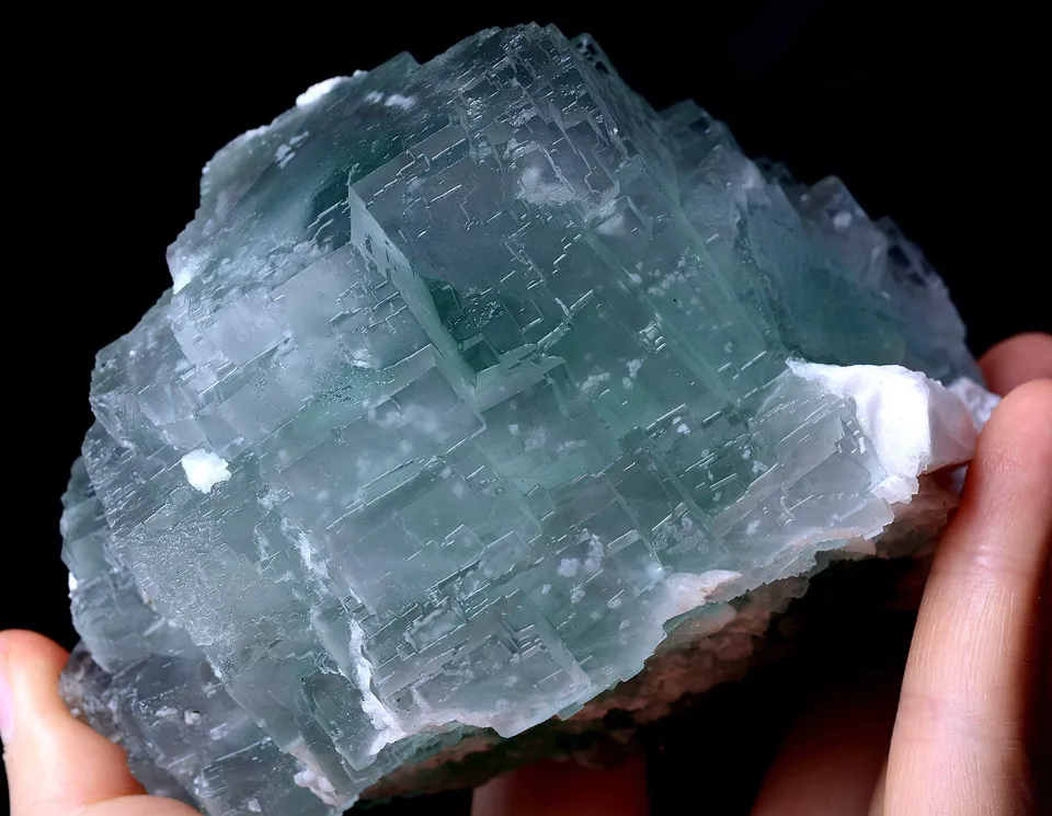 785.0g Newly DISCOVERED RARE GREEN CUBE FLUORITE CRYSTAL MINERAL SPECIMEN/ China