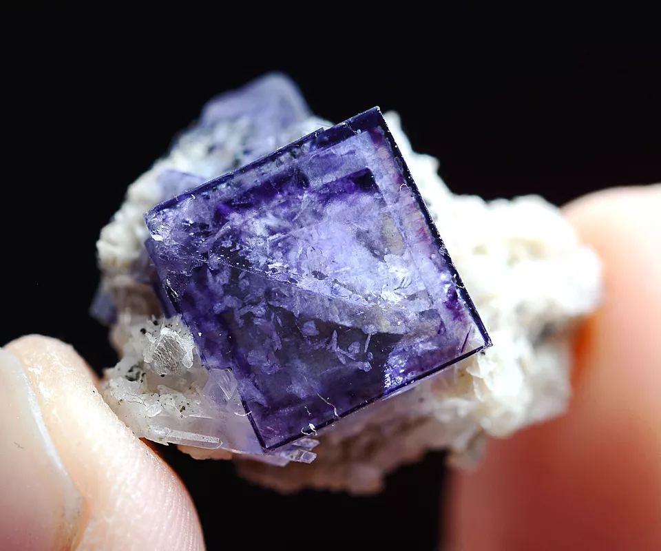 5.7g Natural Clear Phantom Purple FLUORITE Mineral Specimen /Yaogangxian China