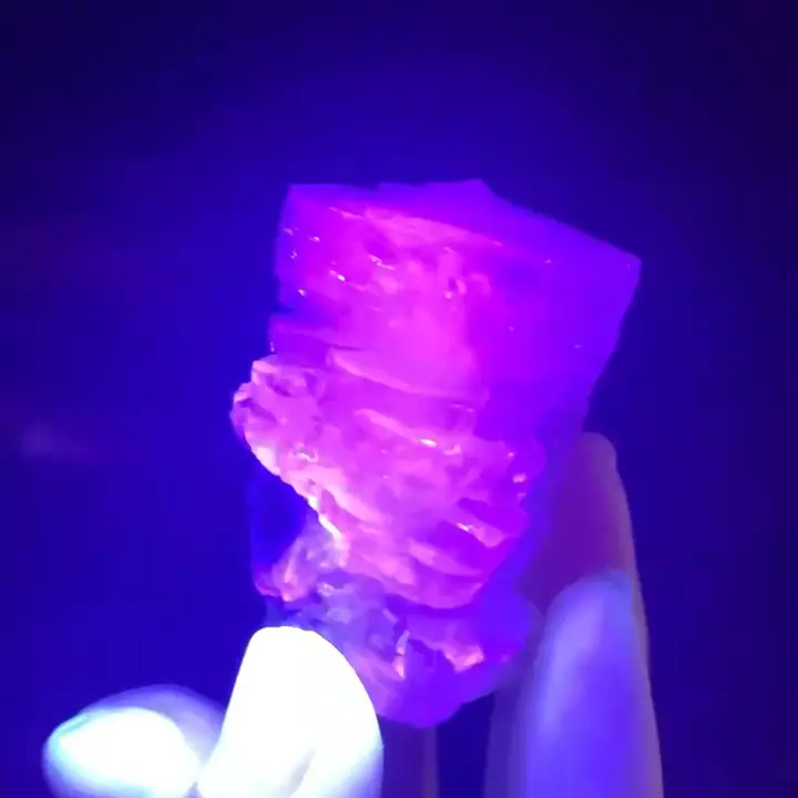 50.g Natural Rare Octahedron Pink Fluorescent Calcite mineral specimen/China