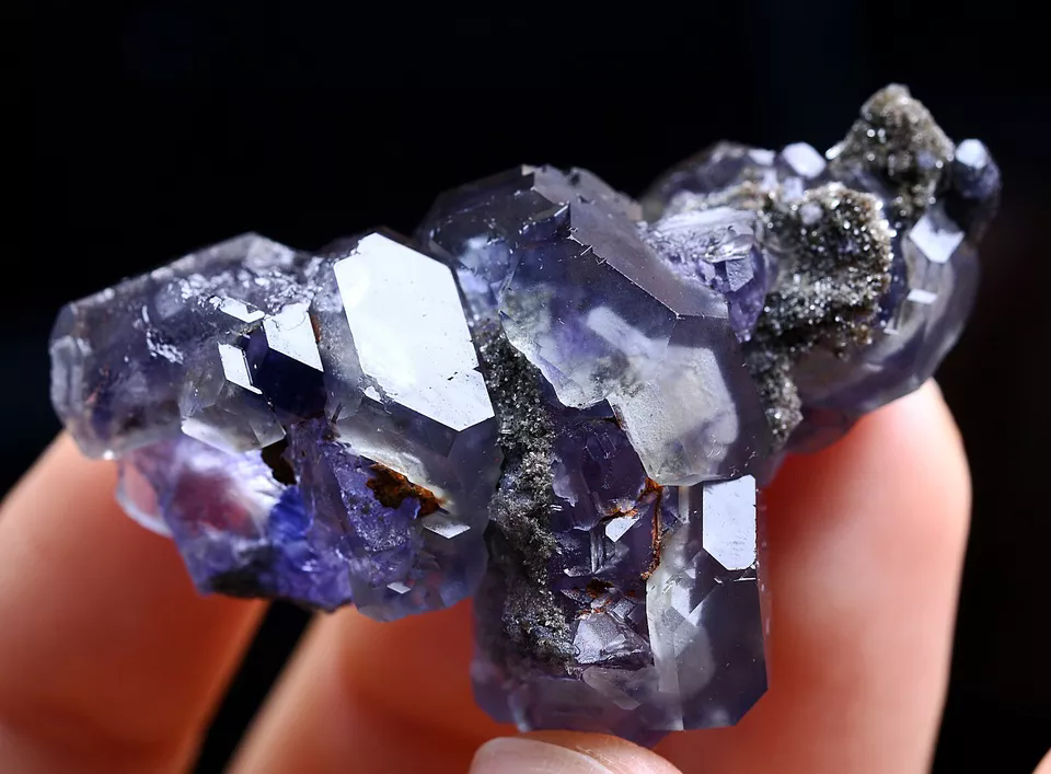 35.g COLLECTION NEWLY DISCOVERED RARE CUBE PURPLE FLUORITE MINERAL SAMPLES