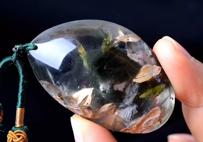 42g RARE NATURAL Clear Mica & Green Ghost Phantom Quartz Crystal Gem Pendant