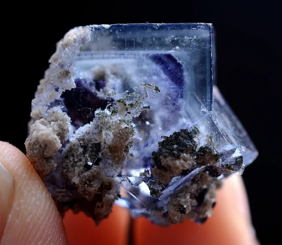 12g Natural Phantom Window Purple Fluorite Mineral Specimen/Yaogangxian China