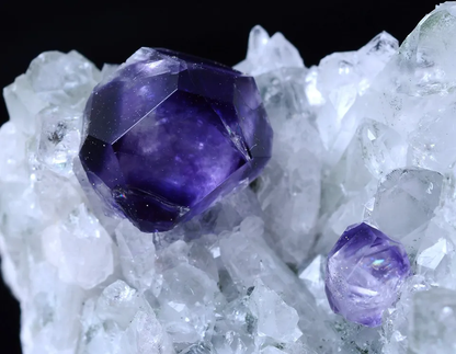 126.58g COLLECTION GEM LEVEL PURPLE FLUORITE & CLEAR CRYSTAL MINERAL SPECIMENS