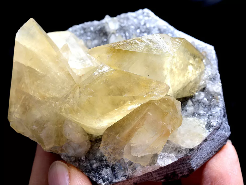 144g Natural Perfect Dipyramidal Yellow Calcite CLUSTER Mineral Specimen/China