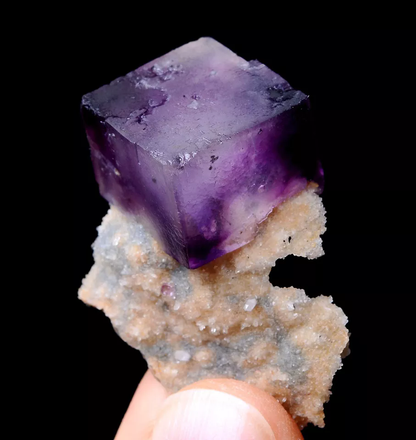 7.51g COLLECTION NEWLY DISCOVERED RARE  PURPLE & RED FLUORITE MINERAL SAMPLES