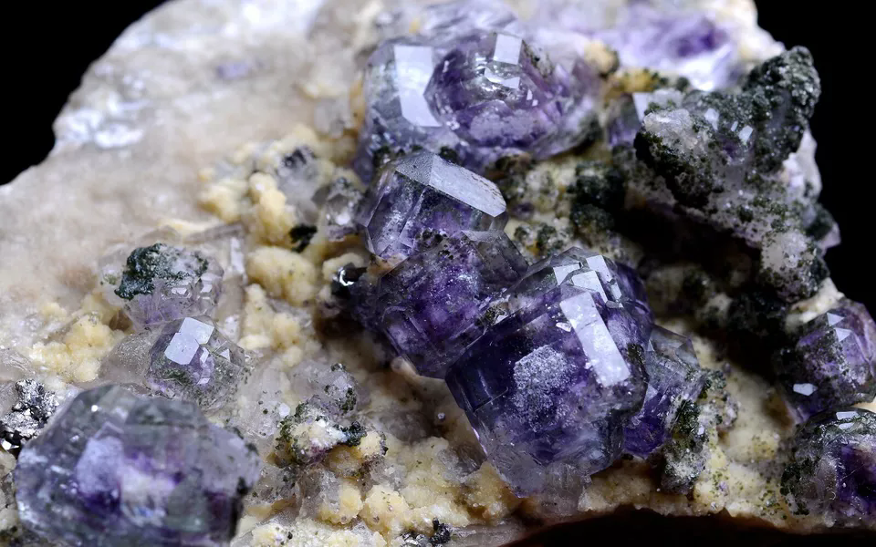 100.6g Newly DISCOVERED RARE CUBE PURPLE FLUORITE MINERAL SAMPLES /YaoGang Xian