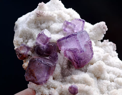 326.g Natural Two-Dimensional Code Purple Fluorite Mineral Specimen/Guizhou