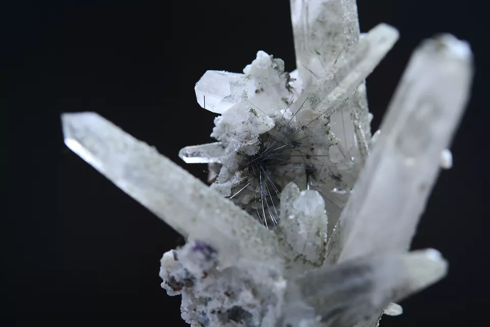 22g Natural Bismuthinite Crystal Arsenopyrite Mineral Specimen/YaoGangXianChina