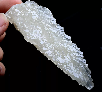 85g Natural “Angel Wings” White Calcite Green Crystal Mineral Specimen/  China