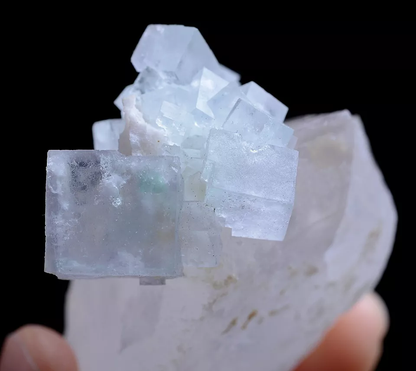 81g Natural Blue And White Porcelain Fluorite & Crystal Mineral Specimen/China