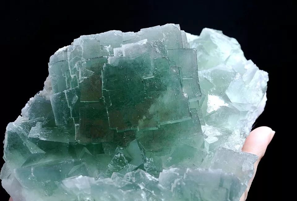 1280g NATURAL Larger particles ladder-Like Green FLUORITE Mineral Specimen/China