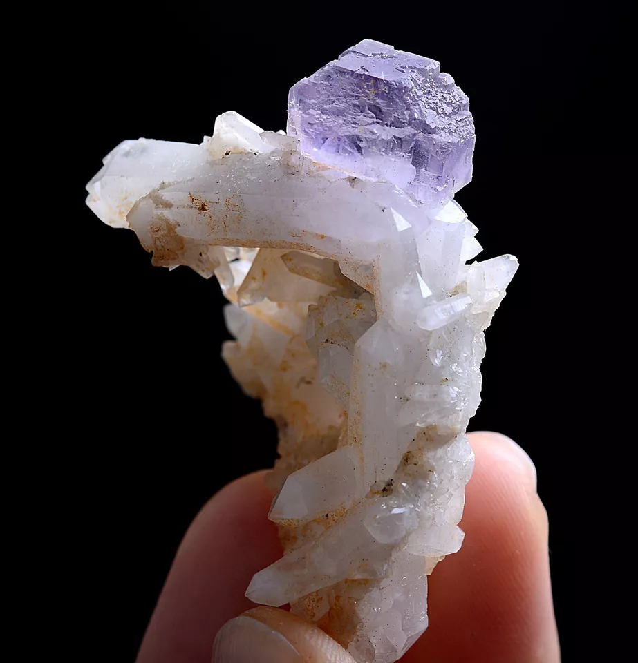 26g Natural Purple Fluorite Crystal Cluster Mineral Specimen/YaoGangXian China