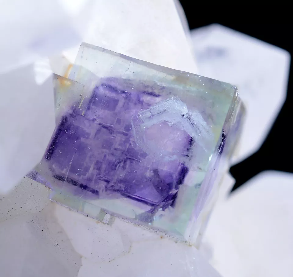 121.0g Natural Window Purple Fluorite Crystal Mineral Specimen/YaogangxianChina